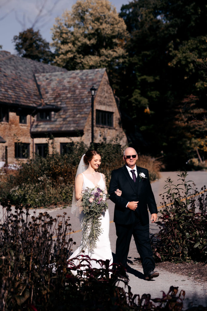 groesbeck estate cincinnati nature center wedding ceremony