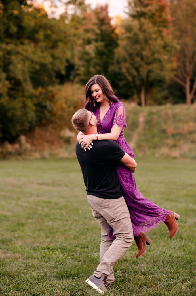 fall engagement session at sharon woods 